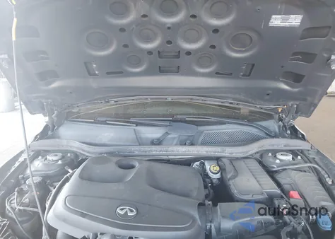 2018 Infiniti Qx30 Essential from USA, damaged, VIN SJKCH5CR8JA002357